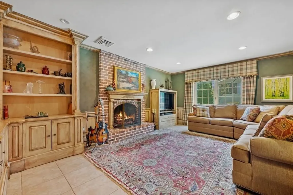 3186 Jason Drive Bellmore NY 11710