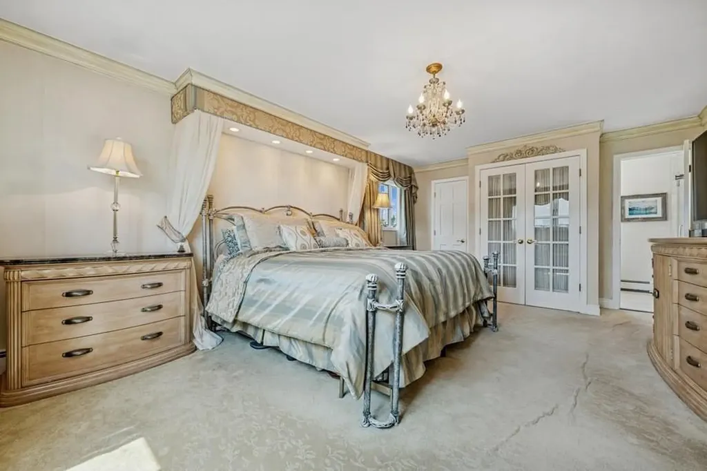 3186 Jason Drive Bellmore NY 11710