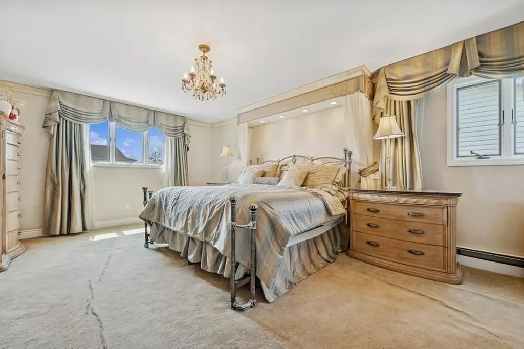 3186 Jason Drive Bellmore NY 11710