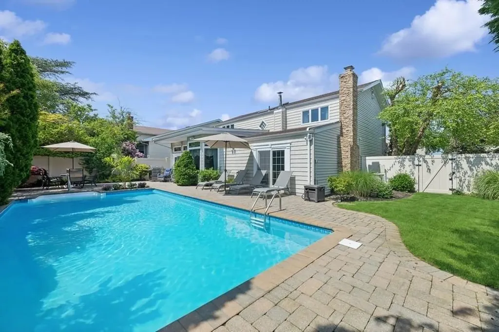 3186 Jason Drive Bellmore NY 11710