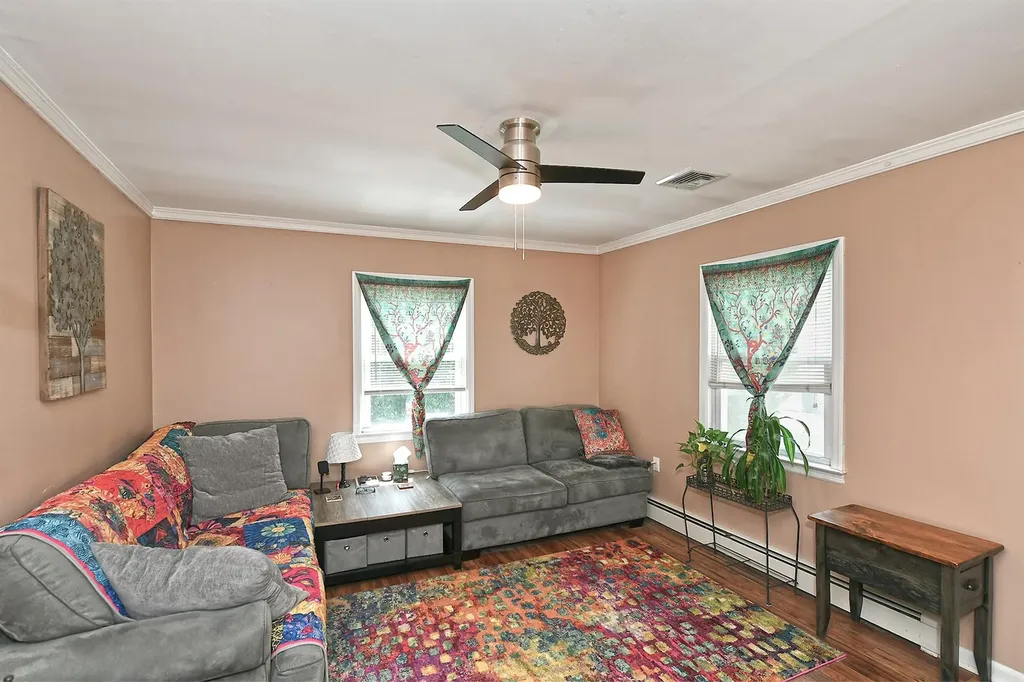 2 Anvil Lane Levittown NY 11756