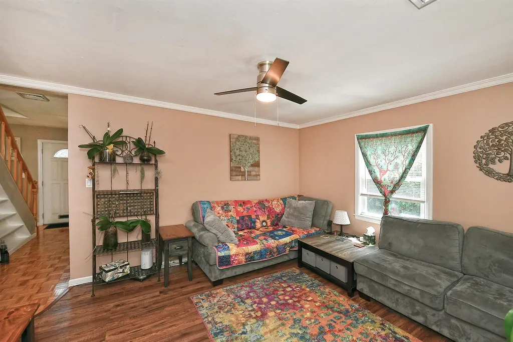 2 Anvil Lane Levittown NY 11756