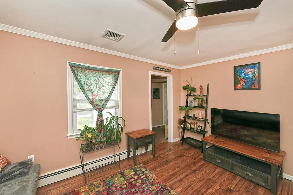 2 Anvil Lane Levittown NY 11756