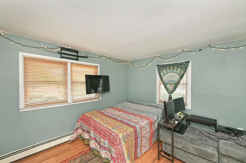 2 Anvil Lane Levittown NY 11756