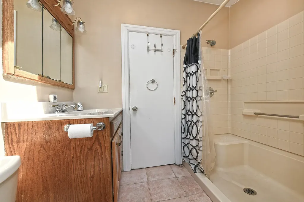 2 Anvil Lane Levittown NY 11756