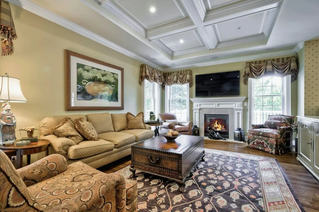 21 Hathaway Lane Manhasset NY 11030