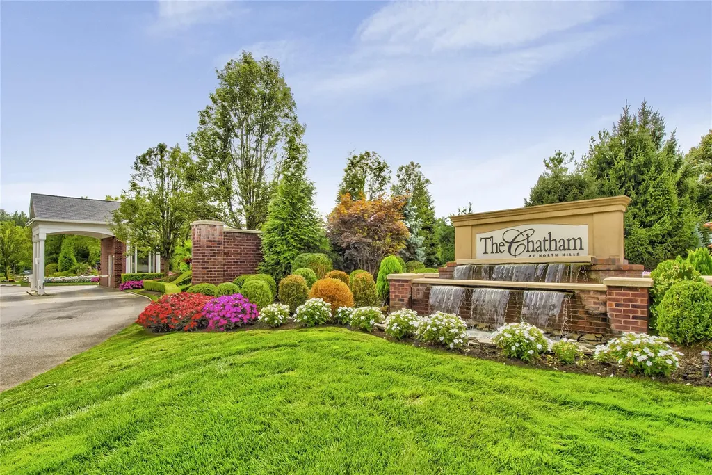 21 Hathaway Lane Manhasset NY 11030