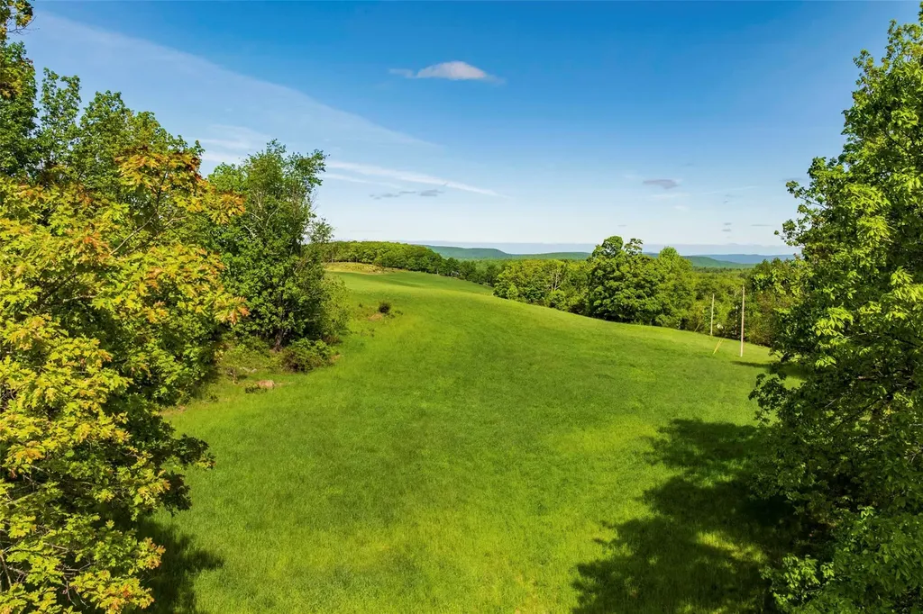 15 Red Rock Road Wawarsing NY 12489