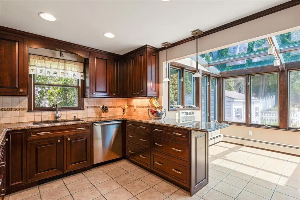 38 Winslow Road White Plains NY 10606
