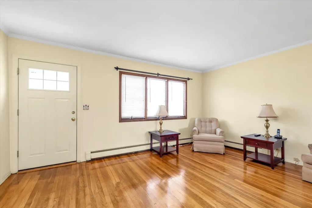 2693 Fox Road Baldwin NY 11510