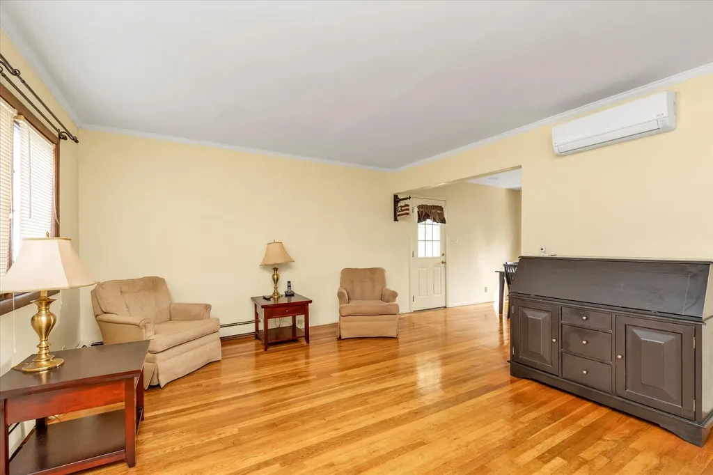 2693 Fox Road Baldwin NY 11510