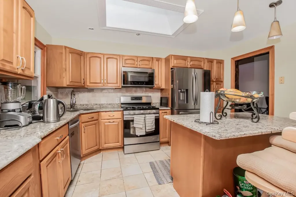127 Parkview Road Elmsford NY 10523