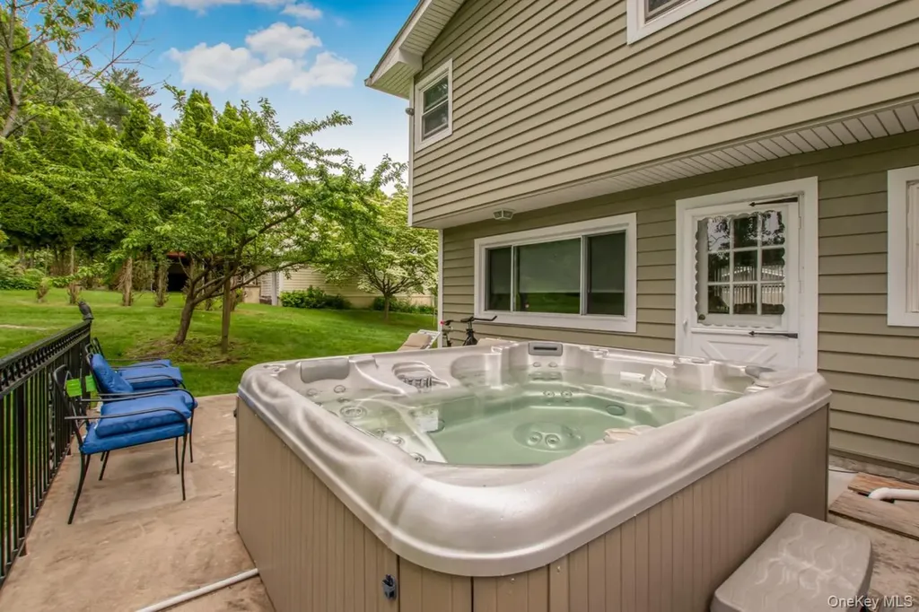 127 Parkview Road Elmsford NY 10523