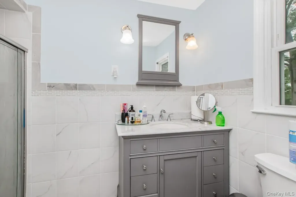 127 Parkview Road Elmsford NY 10523