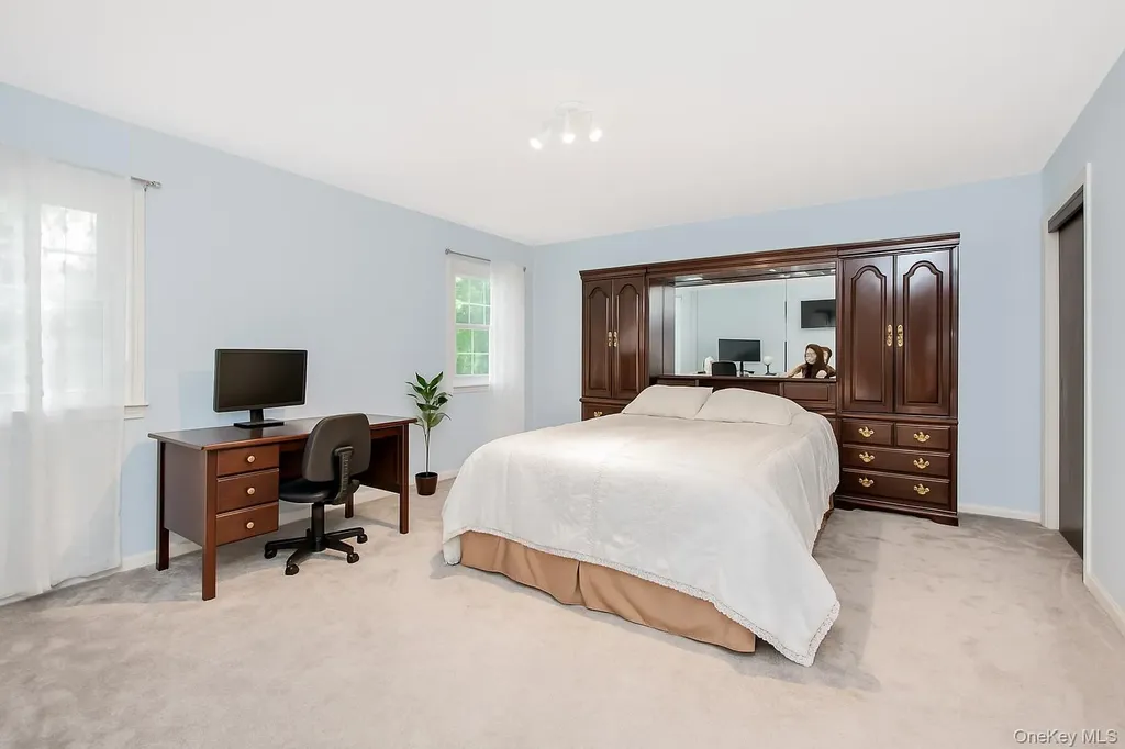 127 Parkview Road Elmsford NY 10523