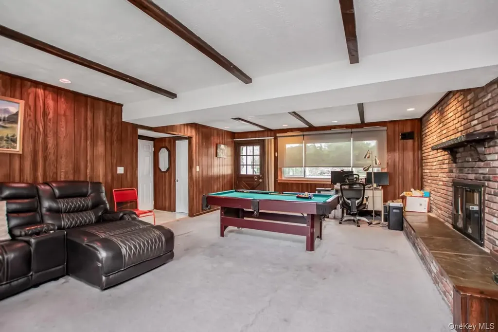 127 Parkview Road Elmsford NY 10523