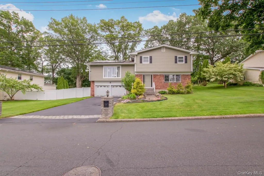 127 Parkview Road Elmsford NY 10523