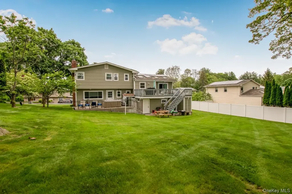 127 Parkview Road Elmsford NY 10523