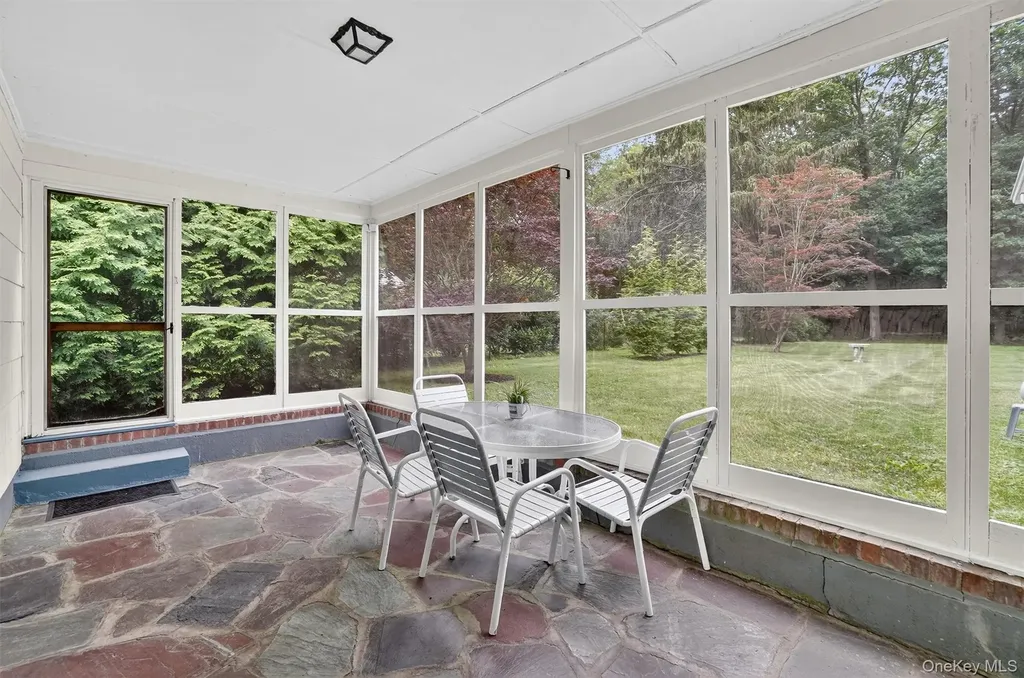 86 Derfuss Lane Blauvelt NY 10913