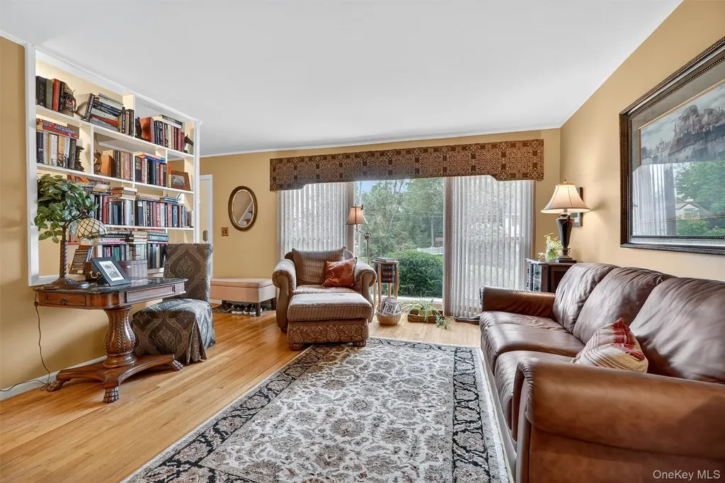 86 Derfuss Lane Blauvelt NY 10913