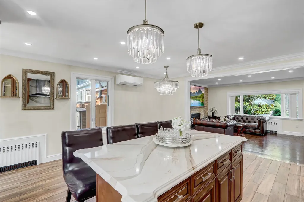 46 Meadowbrook Lane Valley Stream NY 11580