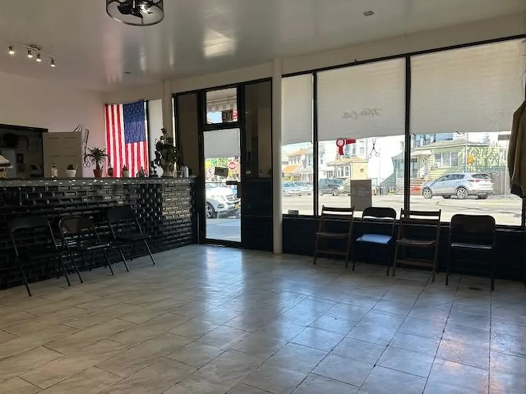 6078 Flushing Avenue Maspeth NY 11378