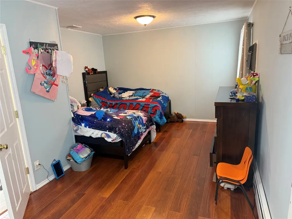 2511 Riverside Drive Wantagh NY 11793