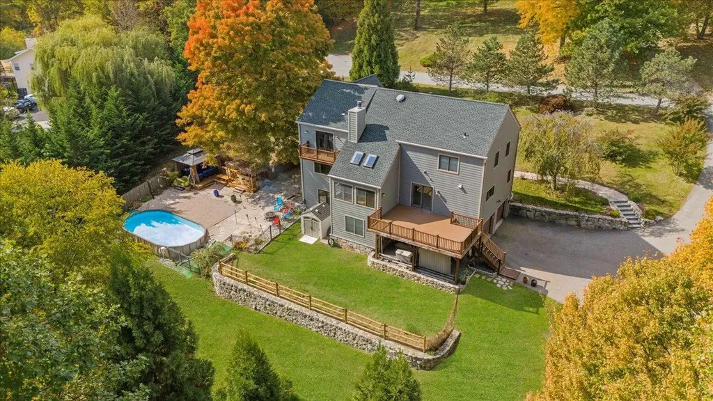 56 Hillside Terrace Mahopac NY 10541