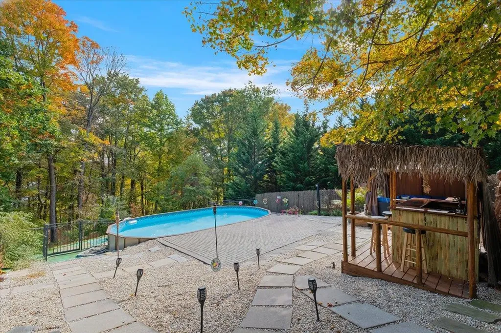 56 Hillside Terrace Mahopac NY 10541