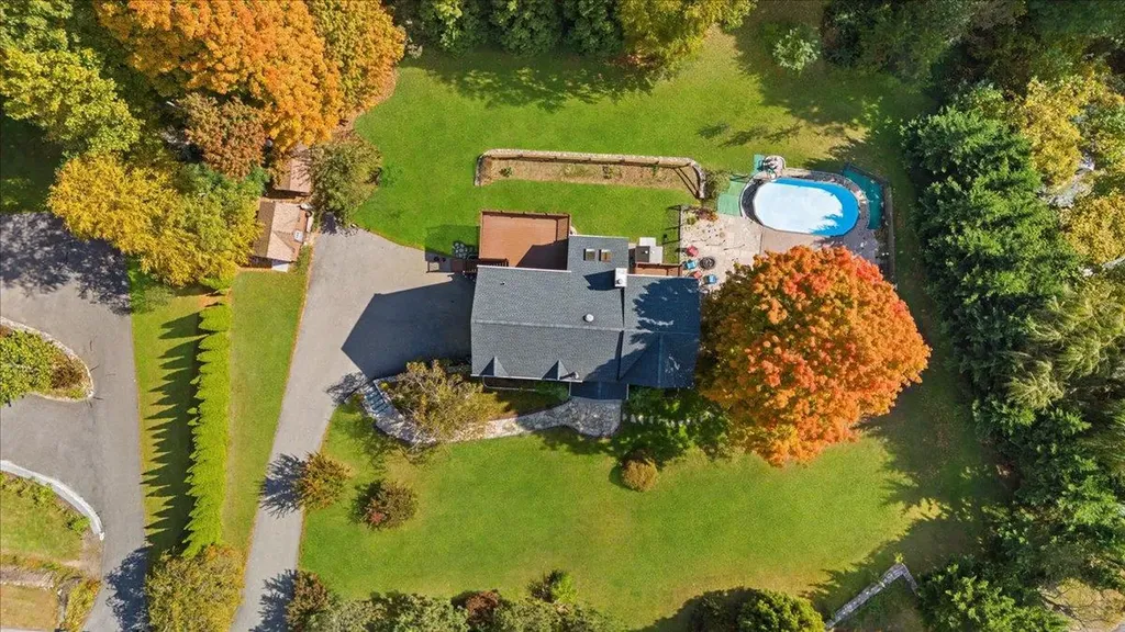 56 Hillside Terrace Mahopac NY 10541