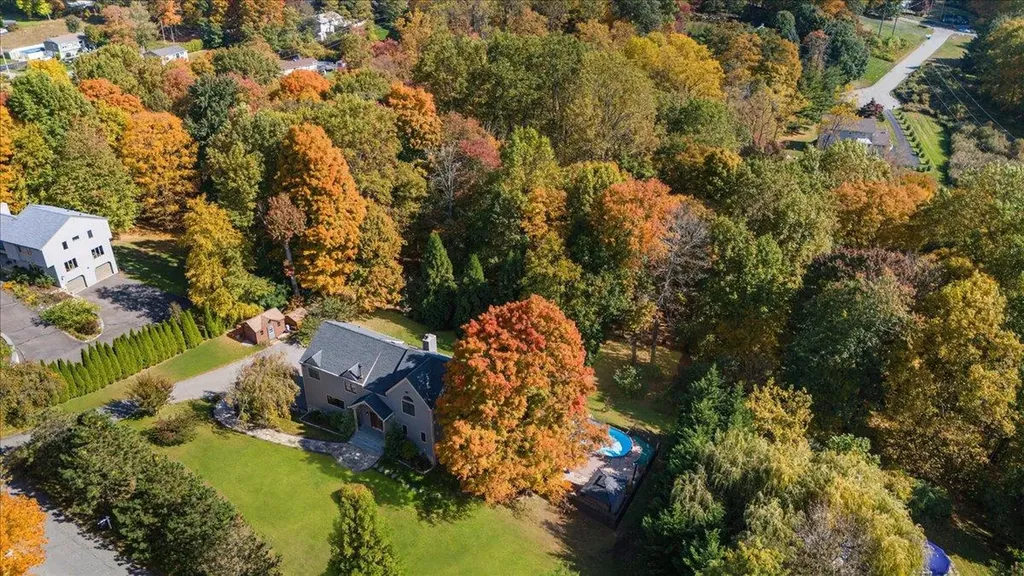 56 Hillside Terrace Mahopac NY 10541