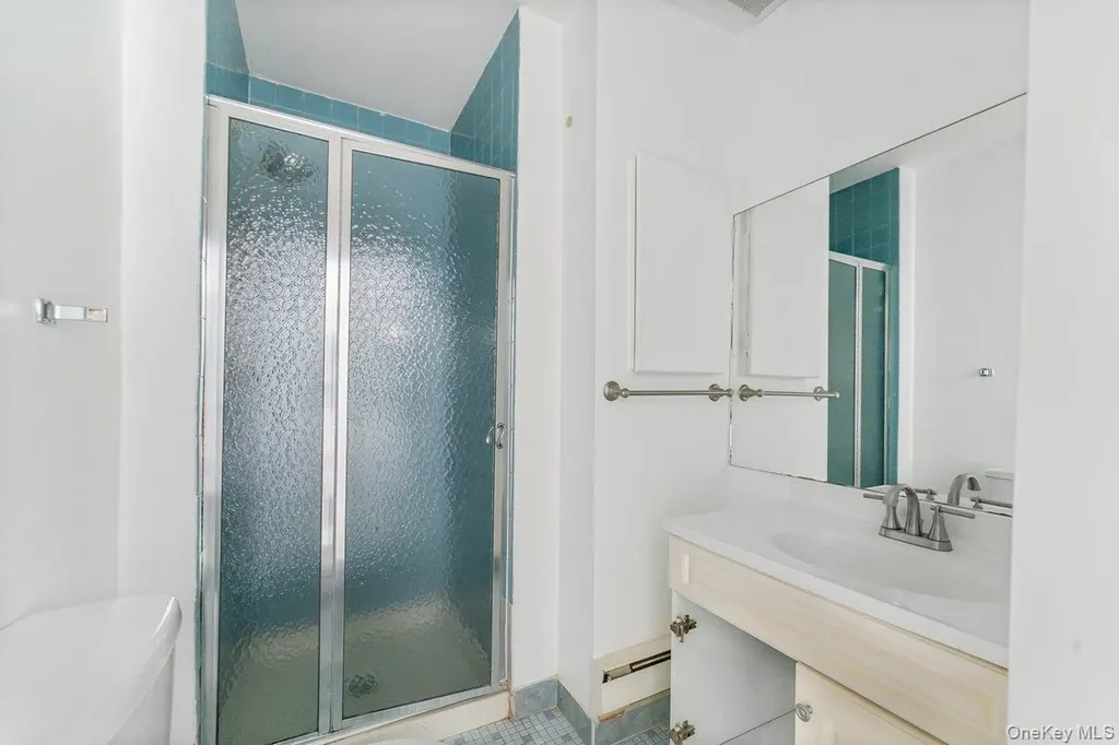 77 Lorraine Terrace Mount Vernon NY 10553