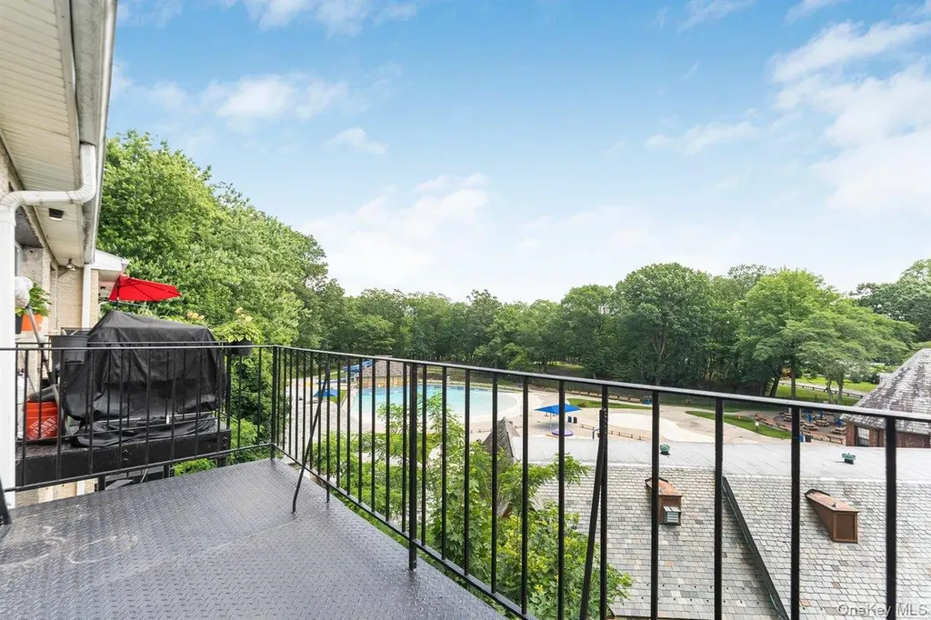 77 Lorraine Terrace Mount Vernon NY 10553