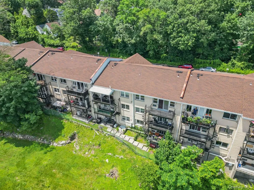 77 Lorraine Terrace Mount Vernon NY 10553