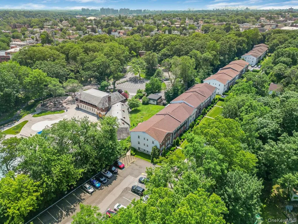 77 Lorraine Terrace Mount Vernon NY 10553