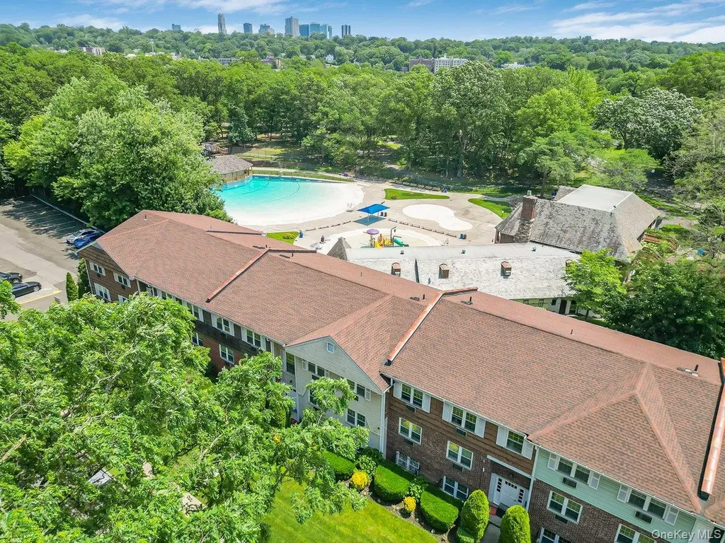 77 Lorraine Terrace Mount Vernon NY 10553