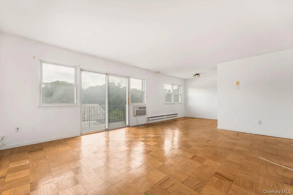 77 Lorraine Terrace Mount Vernon NY 10553