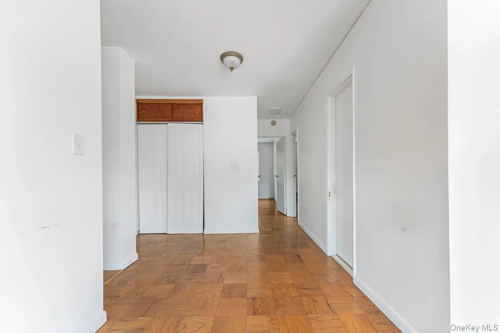 77 Lorraine Terrace Mount Vernon NY 10553