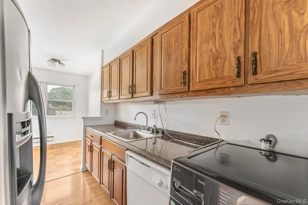 77 Lorraine Terrace Mount Vernon NY 10553