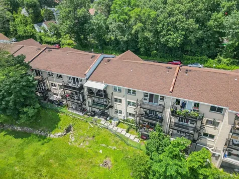77 Lorraine Terrace Mount Vernon NY 10553