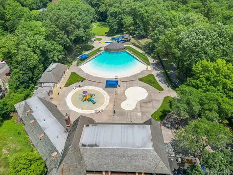 77 Lorraine Terrace Mount Vernon NY 10553