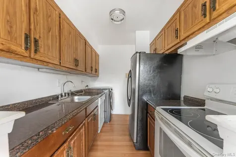 77 Lorraine Terrace Mount Vernon NY 10553