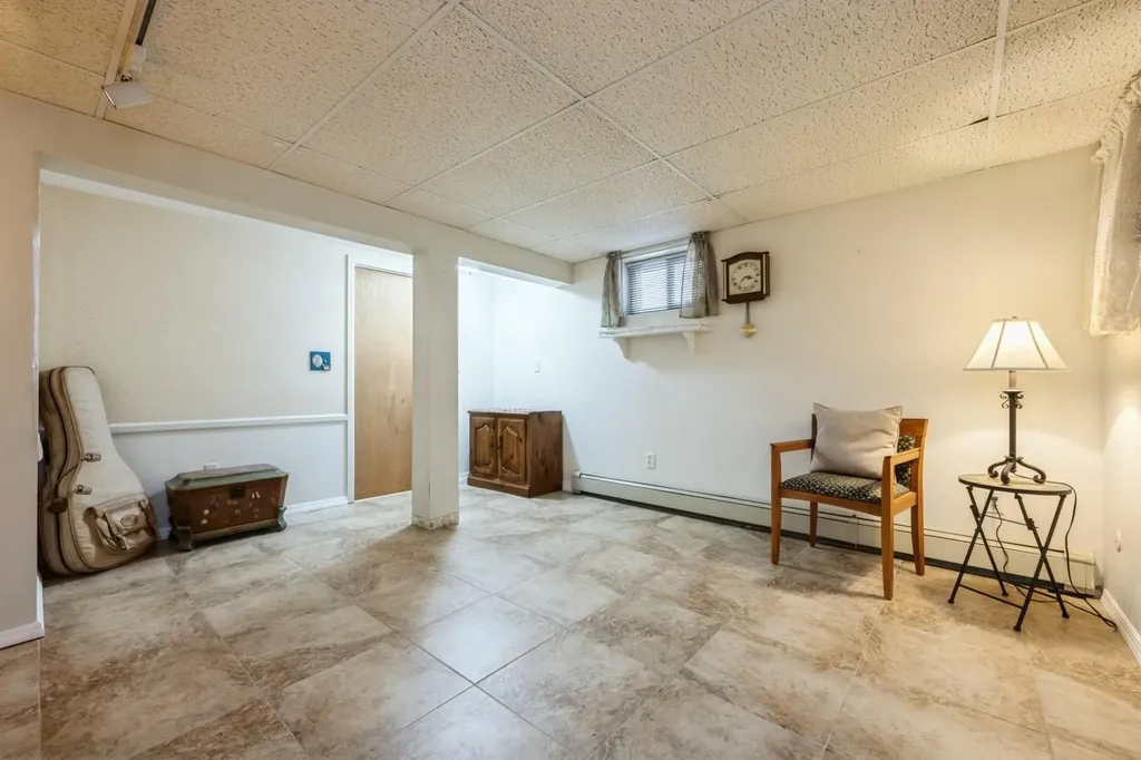 29 West Avenue Malverne NY 11565