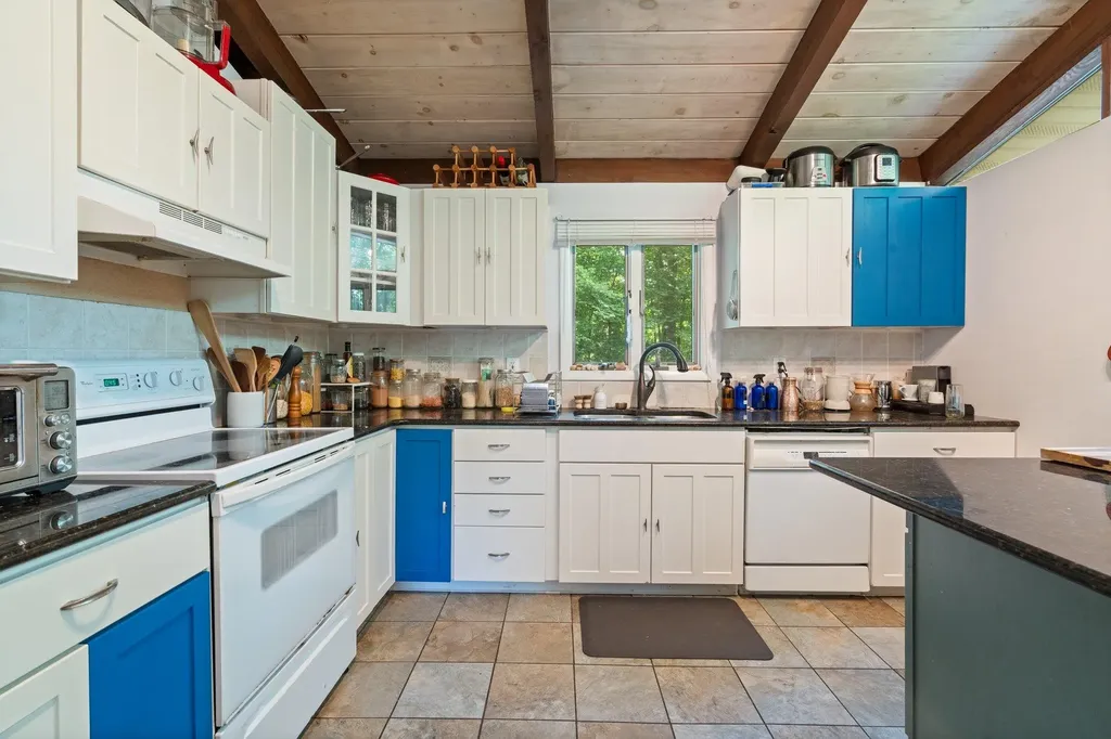 208 Sylvan Drive Wading River NY 11792