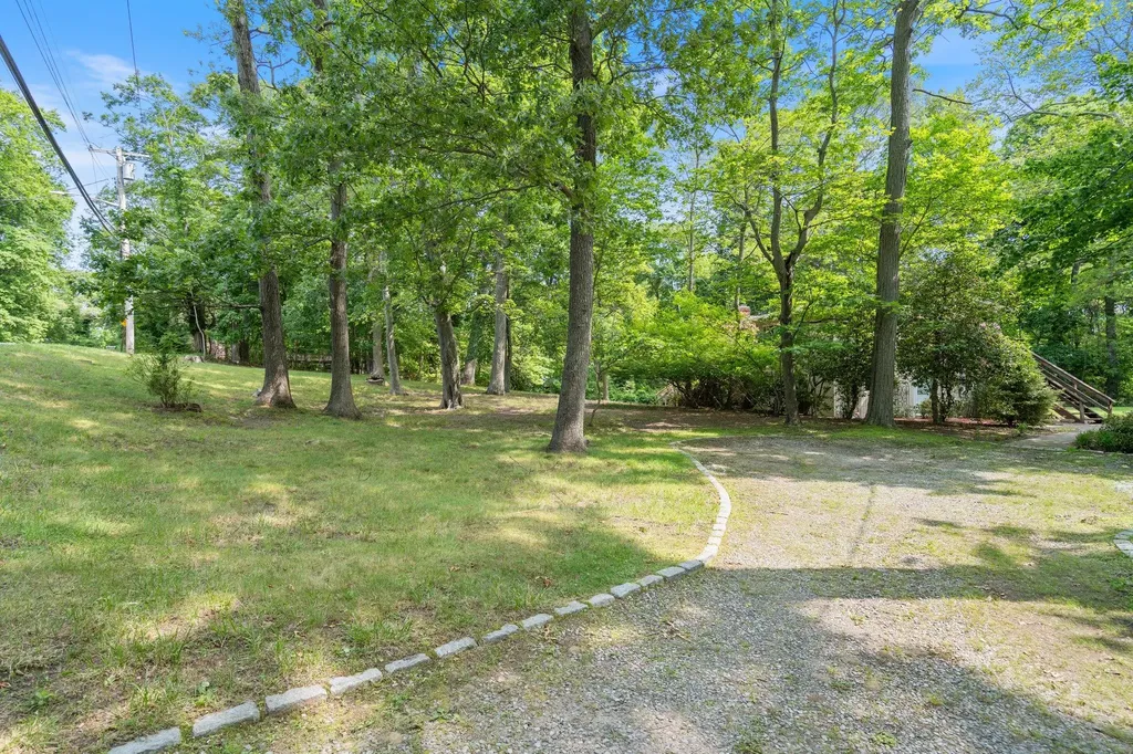 208 Sylvan Drive Wading River NY 11792