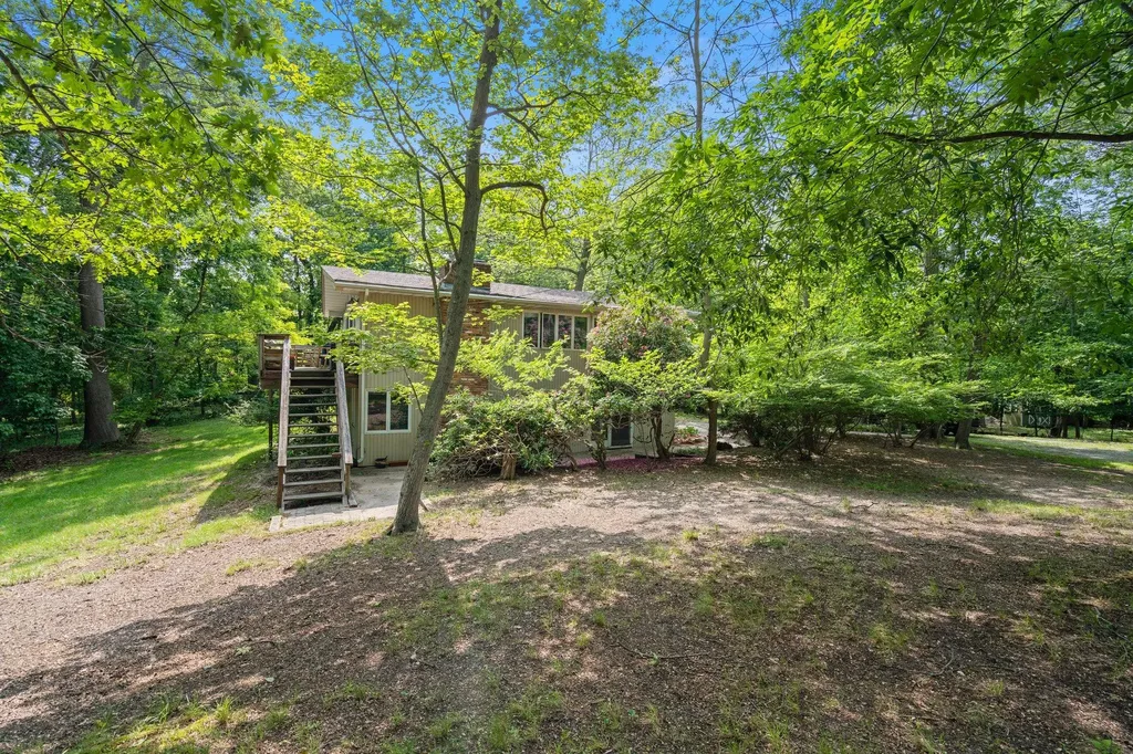 208 Sylvan Drive Wading River NY 11792