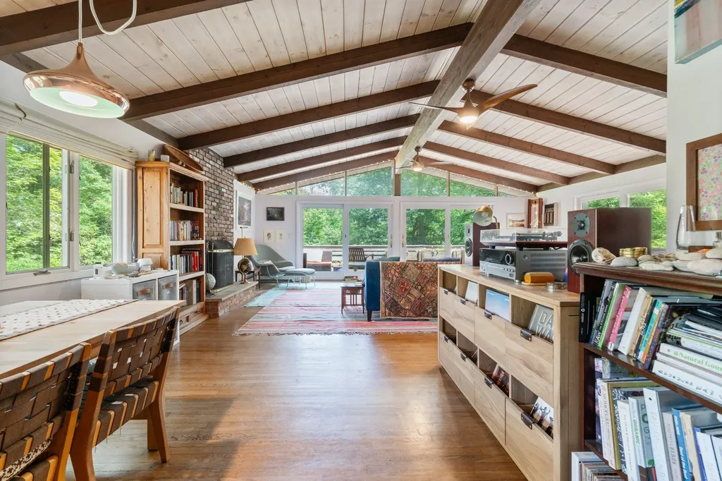 208 Sylvan Drive Wading River NY 11792