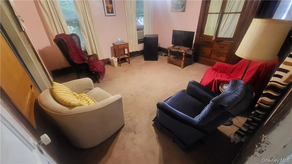 313 Mansion Street Poughkeepsie NY 12601