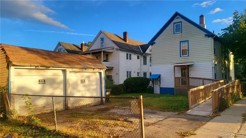 313 Mansion Street Poughkeepsie NY 12601