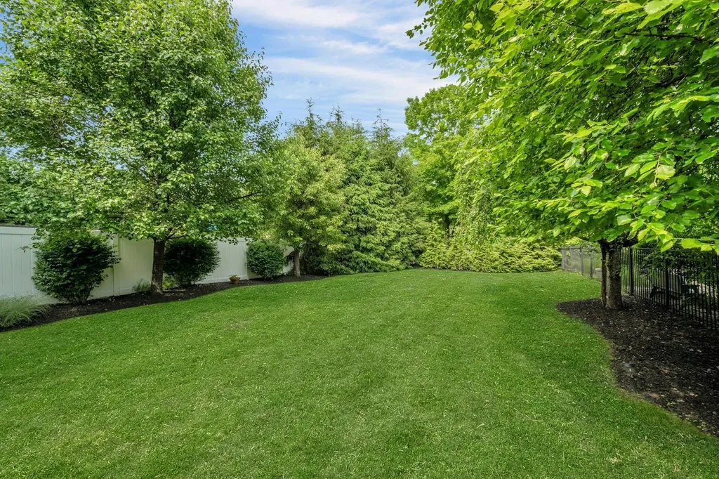 3 Vista Drive Baldwin Place NY 10505